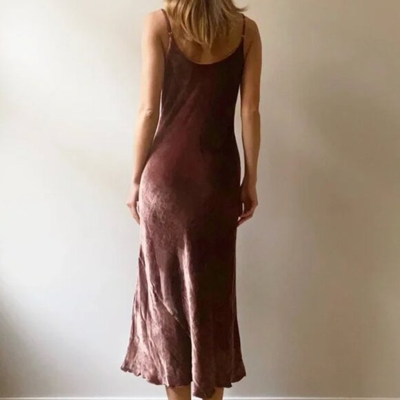 Aritzia Wilfred Spritz dress Pink Truffle Velvet Silk Midi Dress Size S - Picture 2 of 9
